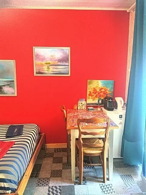 Au Coeur De Saint Agreve -Sejour Chez L'Habitant ホームステイ